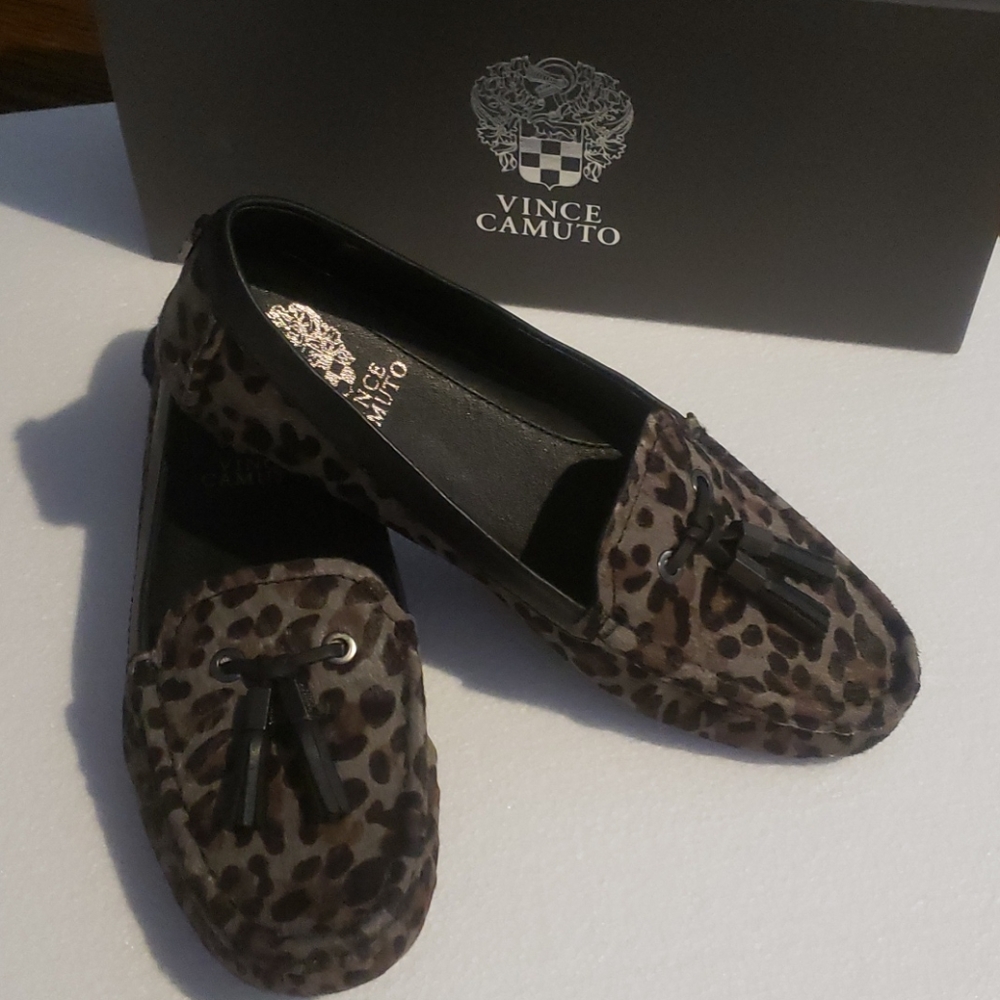 NIB Vince Camuto Leopard Driving Mocs